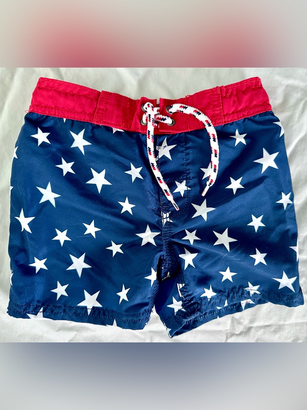 OshKosh B’gosh Boys Swim Trunks Size 2T Red White Blue Stars Patriotic Lined
